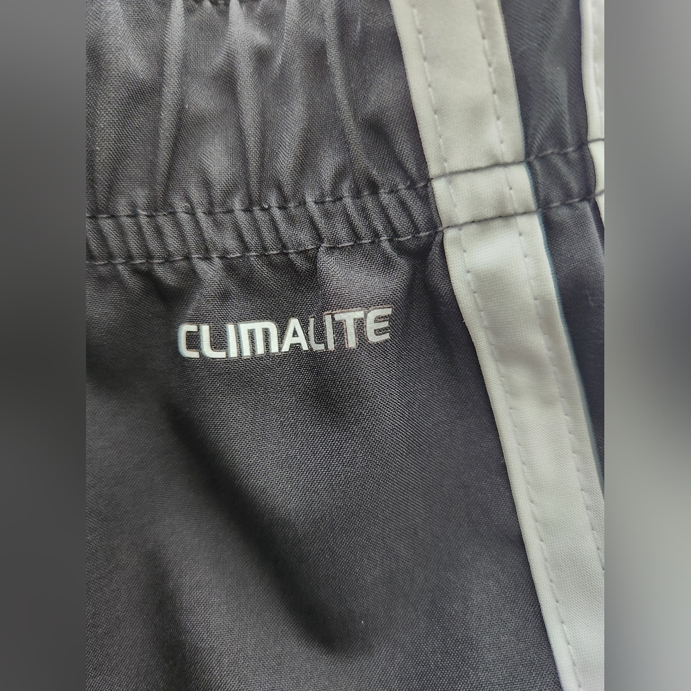 ADIDAS CLIMALITE RUNNING SHORTS - Picture 3 of 5